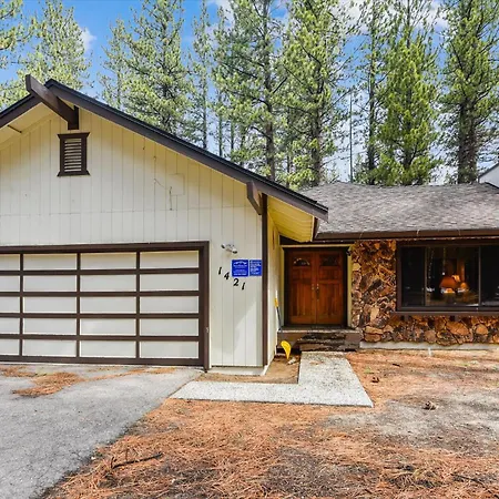 Pet Friendly - Close To Heavenly, Steps To The River